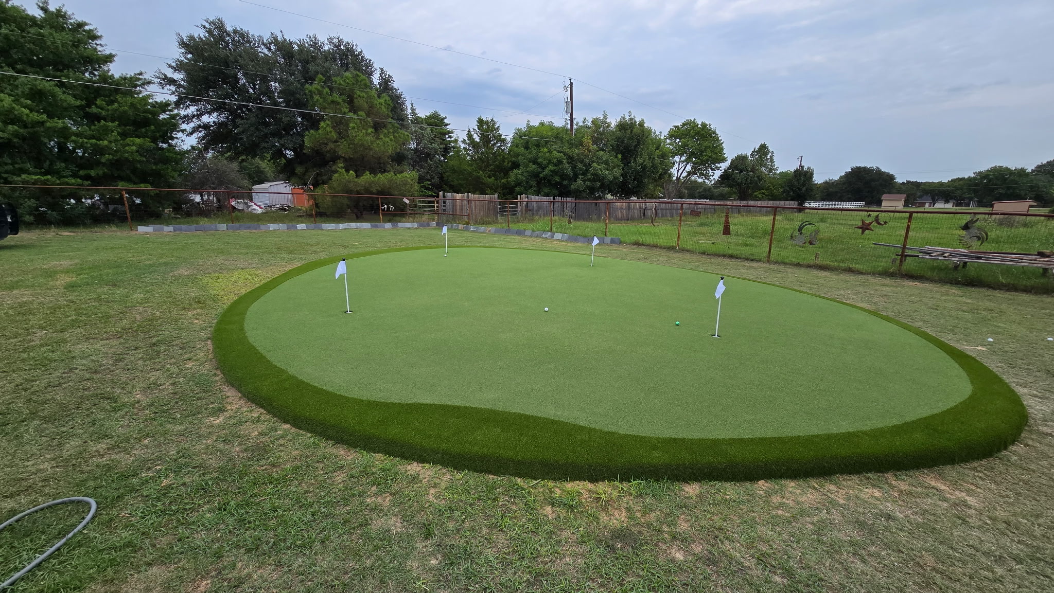 Putting green customization options for DFW