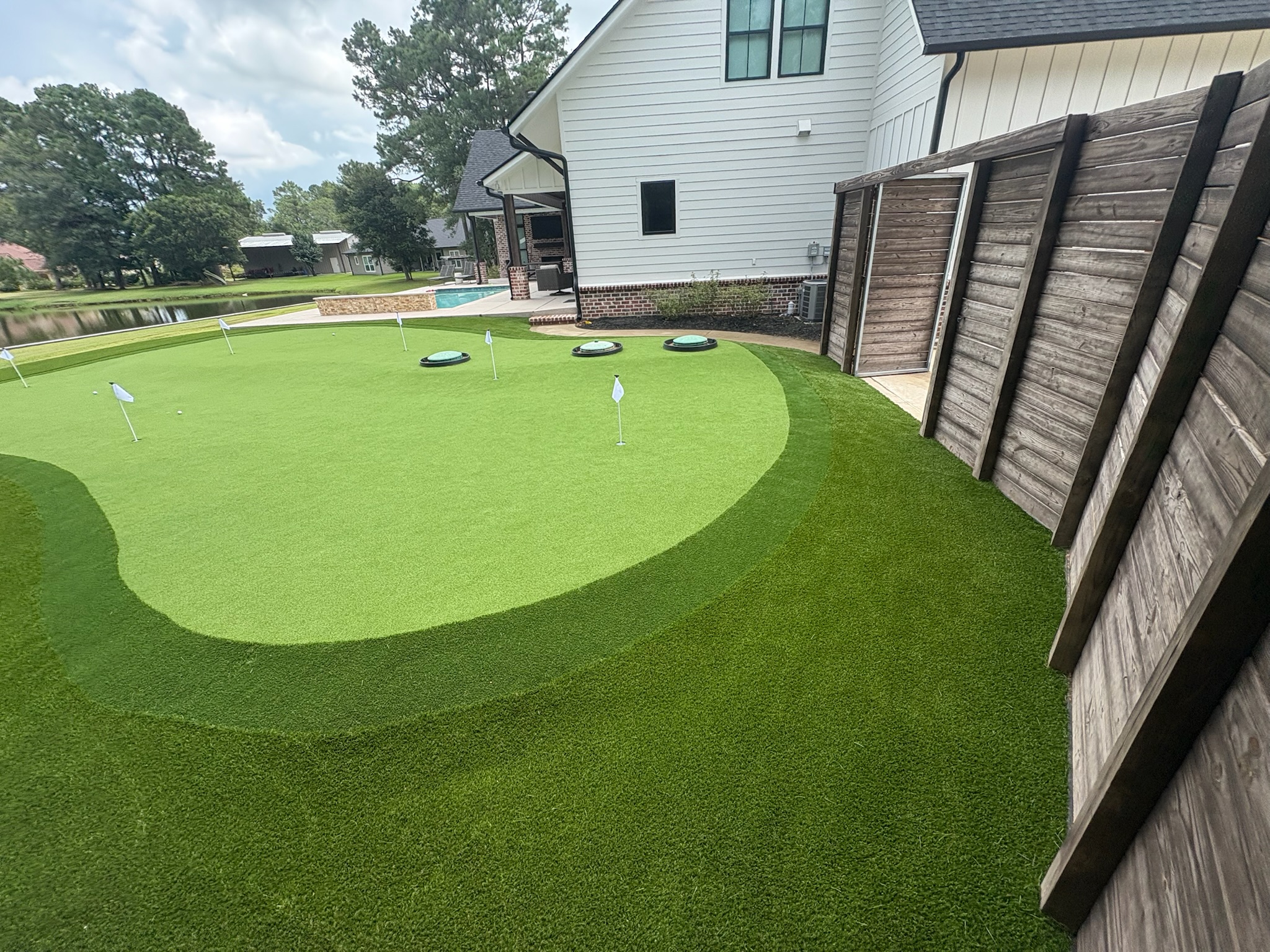 North Texas backyard putting green installation with fringe transition